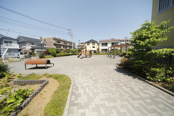 金沢八幡公園　現地より約170m