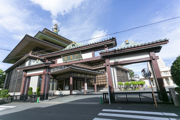 川崎大師より約150m(徒歩2分)