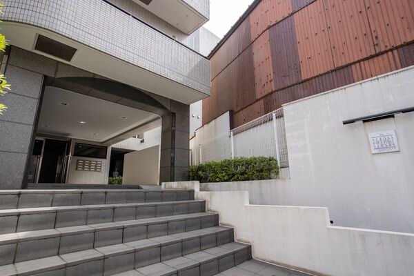 アクロス代々木上原 2枚目 アクロス代々木上原