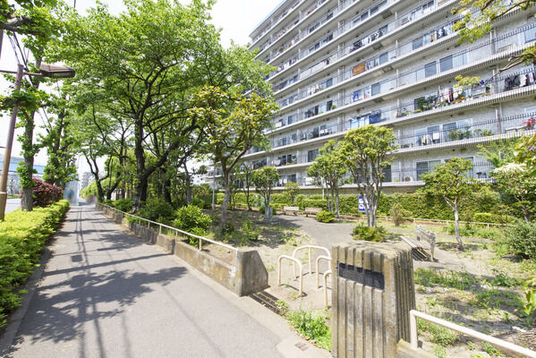 板橋区立坂下3丁目緑地　現地より約30ｍ