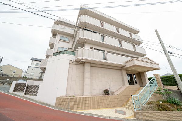 エンゼル筑紫丘グランヒルズ 3枚目 エンゼル筑紫丘グランヒルズ