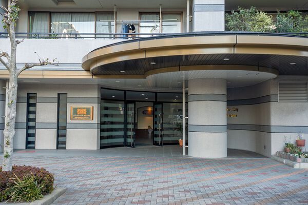 【ライオンズガーデンシティ鳥飼】エントランス 【ライオンズガーデンシティ鳥飼】エントランス