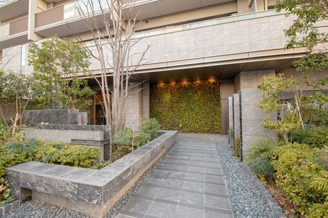 別格高級品 ❗️巨大❗️超強いパワー虹入り☆ヒマラヤ水晶 ガーデンクォーツA1487 Brillia上野松が谷｜三井のリハウス