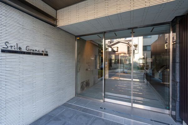 スティーレグランシエロ