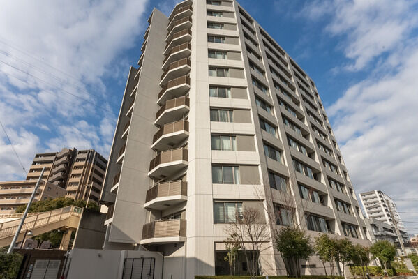 イニシア一之江駅前