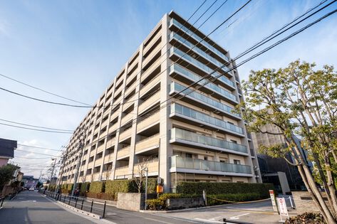 グローブスクエア