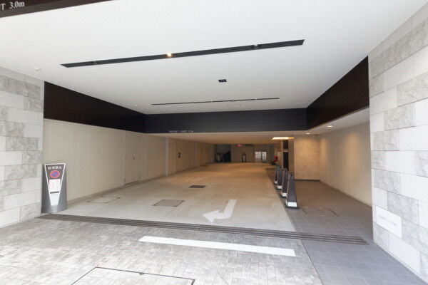 敷地内機械式駐車場は34台分を確保。