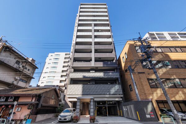 プレサンスロジェ丸の内Ⅱ