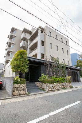 グランドメゾン川名