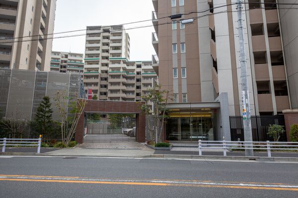 プラウド昭和滝川町