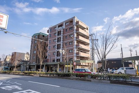 デリード北大路駅前