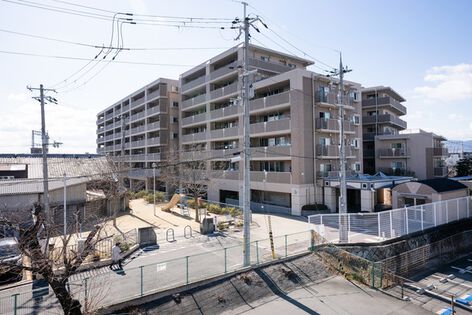 ファミール伏見桃山町ネクスタージュ