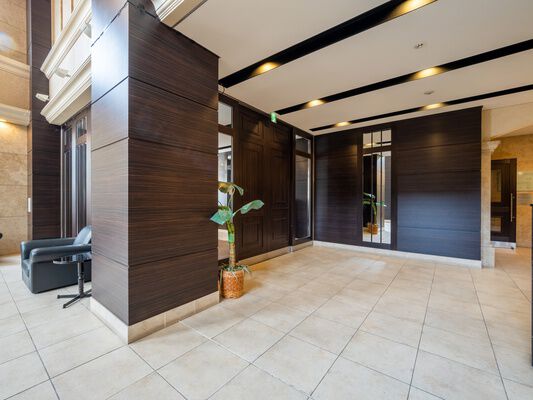 エントランス エントランス