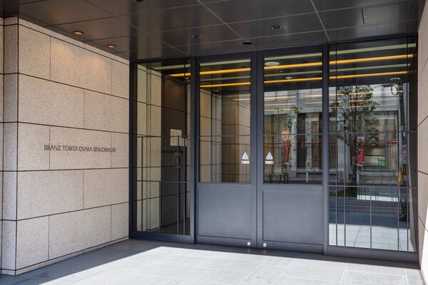 【ブランズタワー大阪備後町】エントランス 【ブランズタワー大阪備後町】エントランス