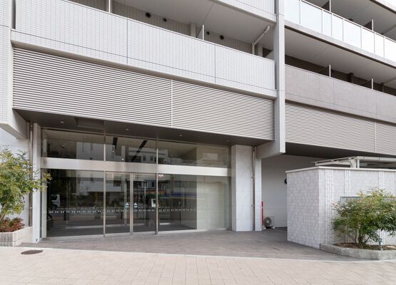 プレサンスジェネ新神戸ステーションフロント