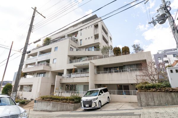 ワコーレ山本通アルベツィオ