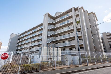 ローレルスクエア白庭台Ⅱ