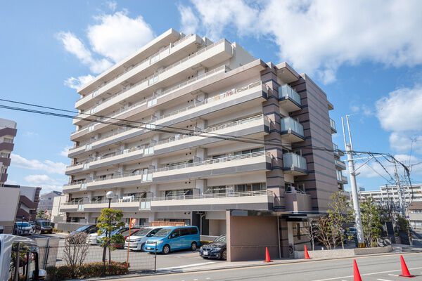 ブライトパークサンリヤン地行Ⅲ番館