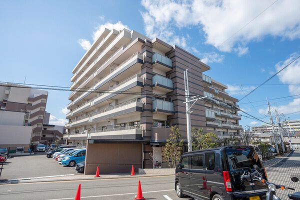 ブライトパークサンリヤン地行Ⅲ番館