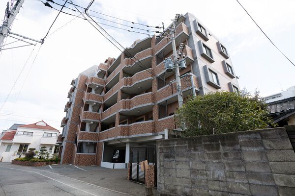 モントーレ地行スクエア