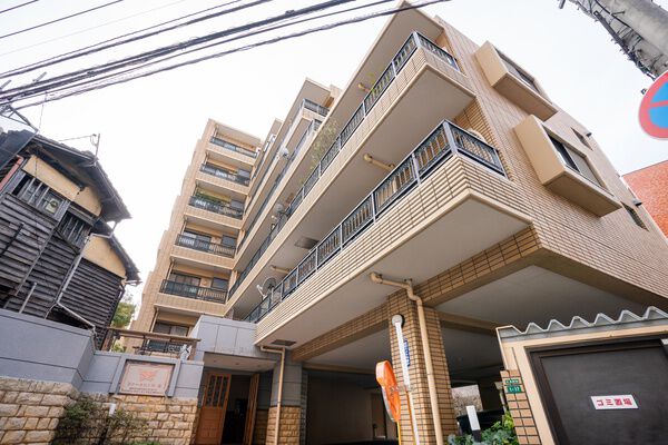 ファーネスト平尾 2枚目 ファーネスト平尾