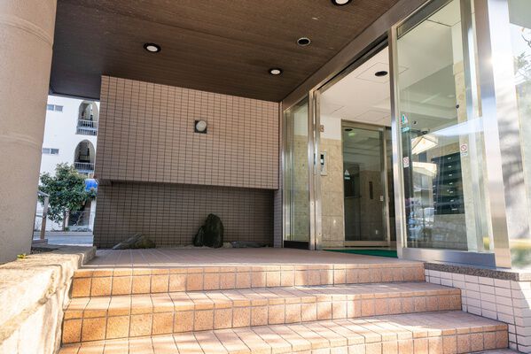 【パークハウス高宮二丁目】エントランス