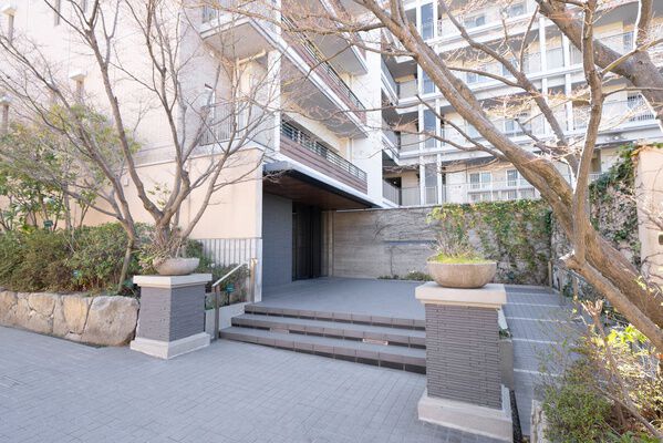 グランドメゾン高宮テラス 2枚目 グランドメゾン高宮テラス