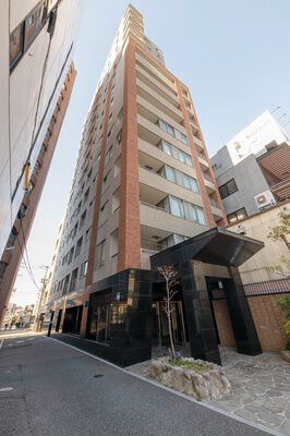 アメックス西新駅前