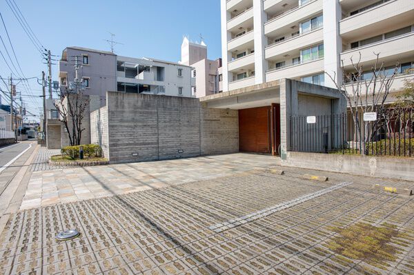 ル・サンク西新六丁目