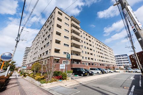 モントーレラコルタユニバ通り