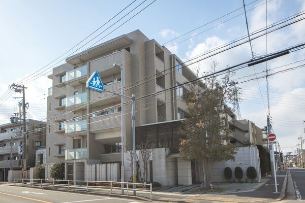 プラウド名東亀の井アベニュー