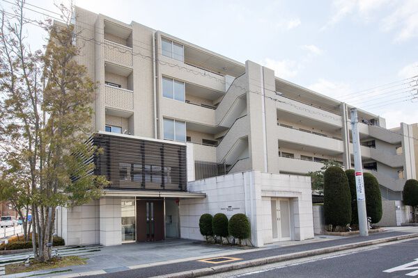 プラウド名東亀の井アベニュー