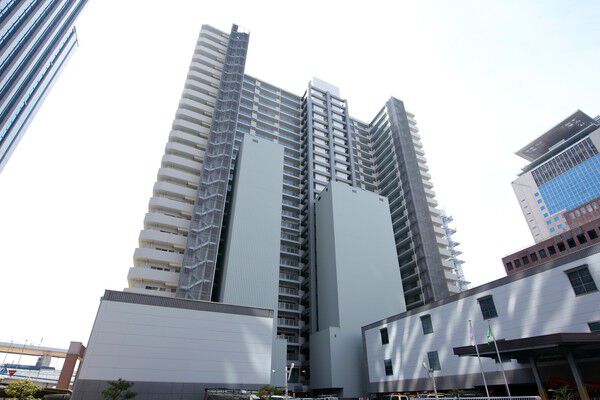 敷地内にエレベーター方式のタワーパーキングをご用意。