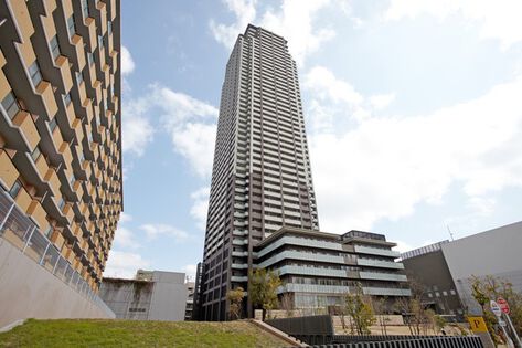 阪神間モダニズムに根差した建築美をまとう外観デザイン。 阪神間モダニズムに根差した建築美をまとう外観デザイン。