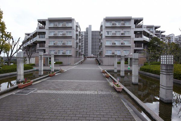 住む人を寛ぎの空間へと向かわせるアプローチ。		