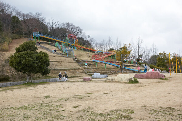 「井吹台東公園」は、約800m（徒歩10分）。