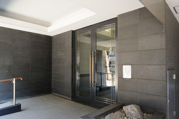 インターホンとオートロックシステムでセキュリティに対応。