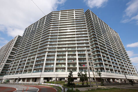 陽光の恩恵を浴びて輝く、モダンなデザイン。