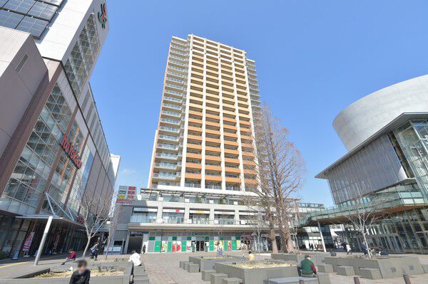 【プラウドタワー武蔵小金井】周辺の街並みと調和のとれたグランドデザイン。