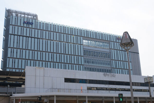 中央線、京王井の頭線「吉祥寺」駅より、バス6分「北町四丁目」 停歩2分。