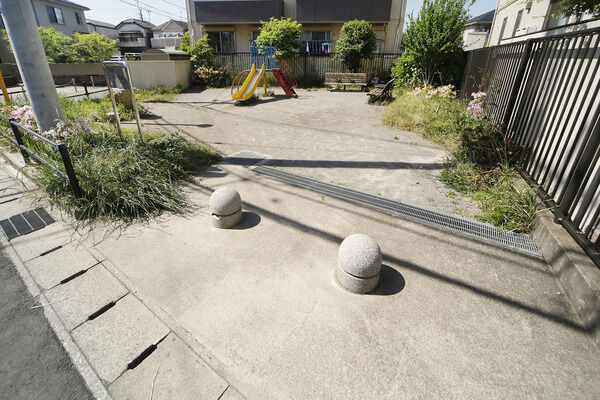 園生坪ノ内公園　現地より約90m