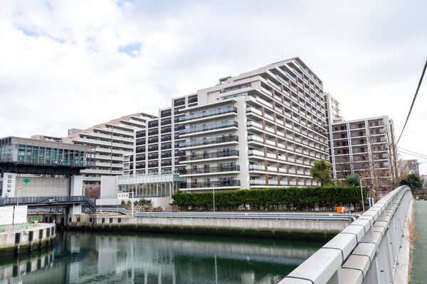 イーストゲートスクエア