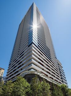 「三井不動産レジデンシャル」分譲・「清水建設」施工の中間免震構造 「三井不動産レジデンシャル」分譲・「清水建設」施工の中間免震構造
