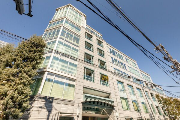 ブランズ六本木 ザ・レジデンス 2枚目 ブランズ六本木 ザ・レジデンス