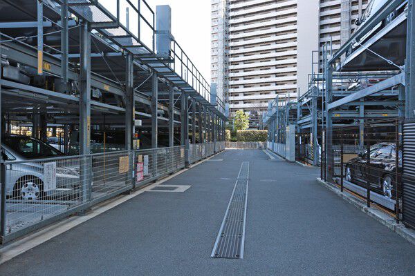 敷地内に全住戸分の駐車場数が備えられています。