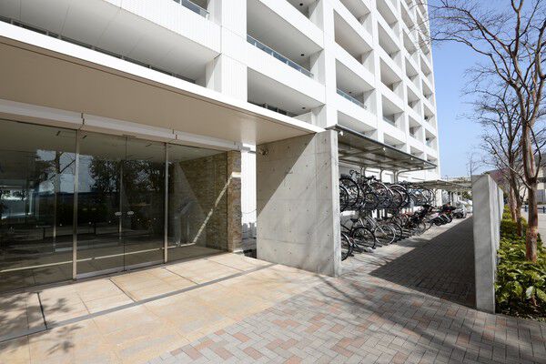 全住戸に対し、約150%以上の設置率となる駐輪場を設置しています。