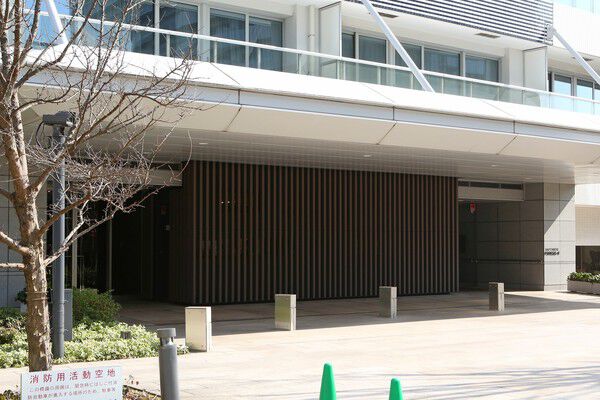 高度なICタグ認証、ディンプルシリンダー錠、防犯センサーなどでセキュリティ強化。 高度なICタグ認証、ディンプルシリンダー錠、防犯センサーなどでセキュリティ強化。