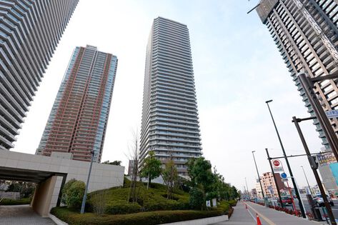 地上45階、地下2階建総戸数542戸のビッグコミュニティ。