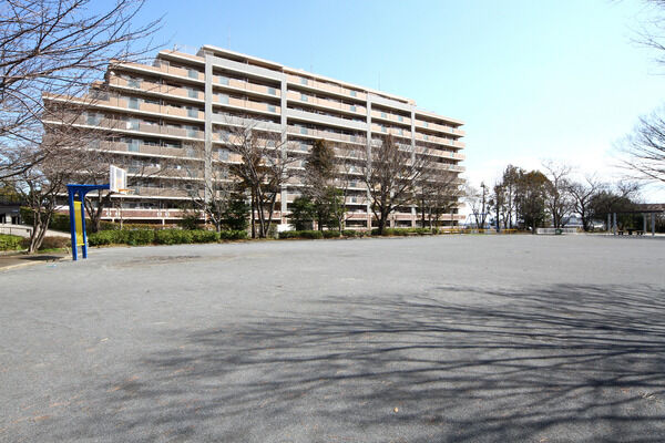 「下野庭公園」は、約50m(徒歩1分)。 「下野庭公園」は、約50m(徒歩1分)。