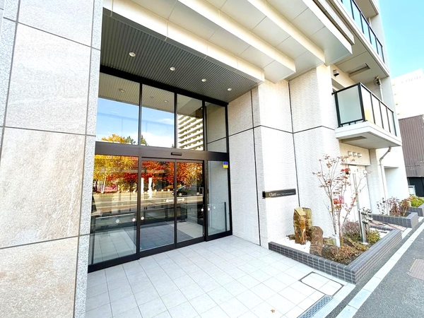 【クレアホームズ月寒中央駅前】エントランス